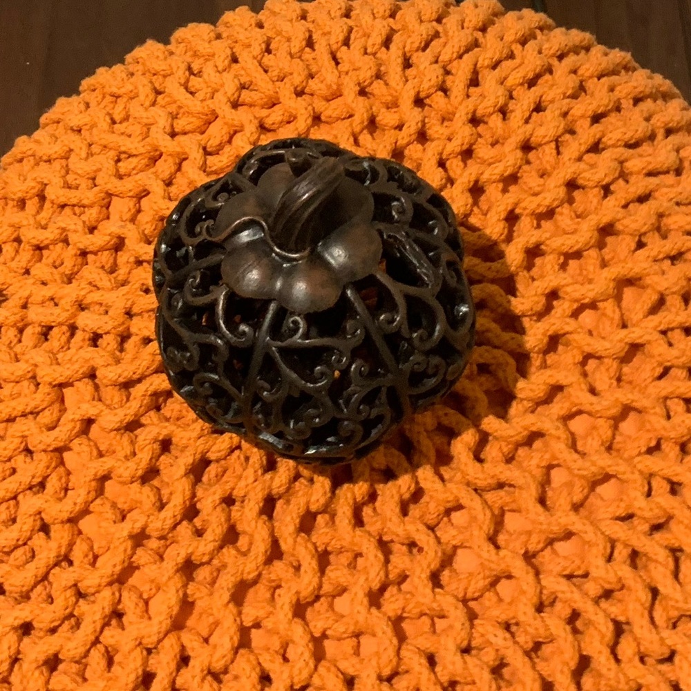 Decor pumpkin 🎃 - Picture 2 of 3